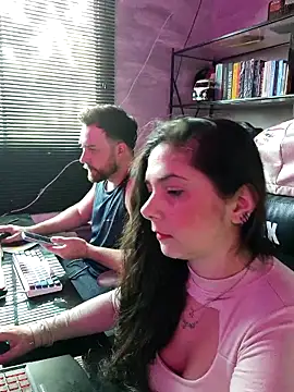 CoelhinhaGostosa online show from November 25, 2025, 10:59 am