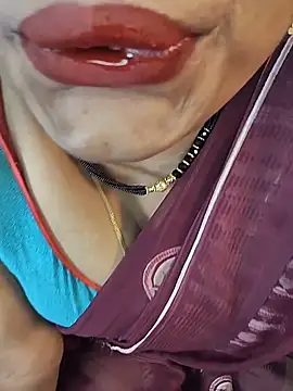 Shivani Mumbai85 online show from March 16, 2026, 5:26 pm