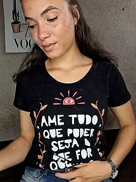 Snapshot of HelenHoltz chatting on November 2, 2025, 11:59 am HelenHoltz online show from November 2, 2025, 11:59 am