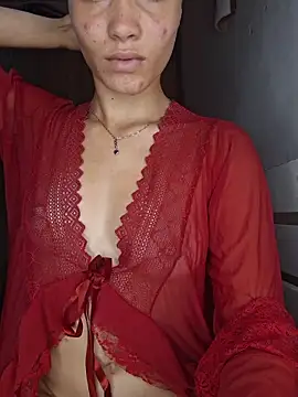 Snapshot of HelenHoltz chatting on December 4, 2025, 1:54 pm HelenHoltz online show from December 4, 2025, 1:54 pm