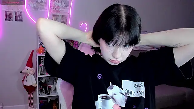 Snapshot of SweetieMollyy chatting on December 18, 2025, 11:47 am SweetieMollyy online show from December 18, 2025, 11:47 am