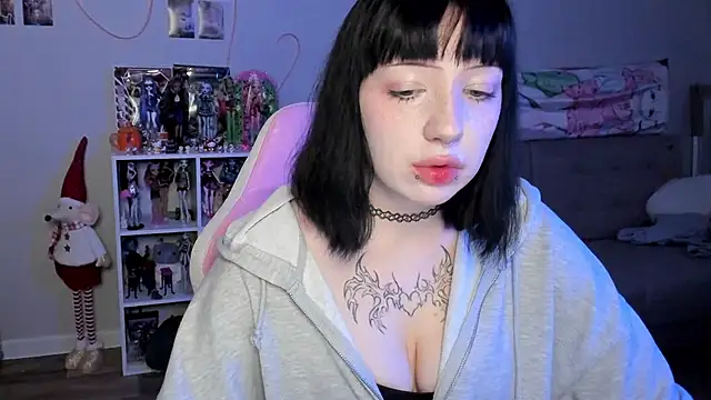 Snapshot of SweetieMollyy chatting on November 25, 2025, 10:26 am SweetieMollyy online show from November 25, 2025, 10:26 am