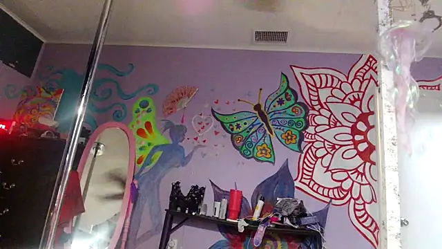 Snapshot of heartz999rene chatting on October 11, 2025, 12:11 am heartz999rene online show from October 11, 2025, 12:11 am