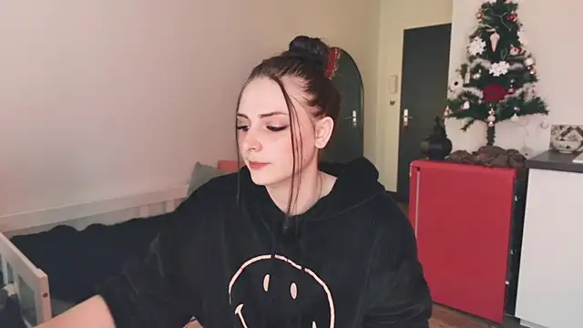 Snapshot of ce_leste__ chatting on November 27, 2025, 1:44 pm ce leste online show from November 27, 2025, 1:44 pm