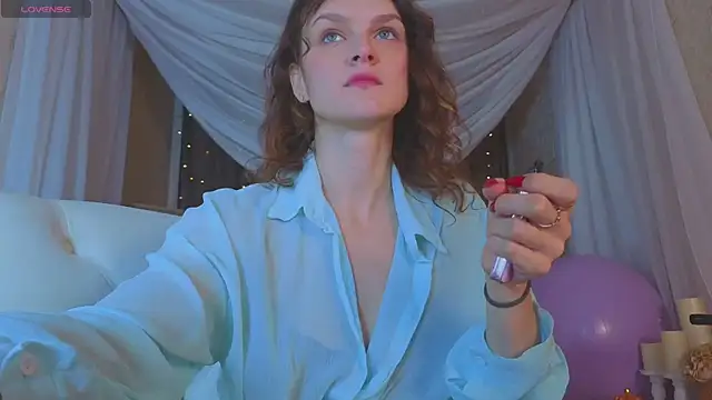 Snapshot of Soo_dreamy chatting on November 17, 2025, 1:20 am Soo dreamy online show from November 17, 2025, 1:20 am