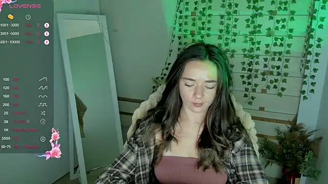 Snapshot of Bella_XO chatting on September 11, 2025, 12:16 pm Bella XO online show from September 11, 2025, 12:16 pm