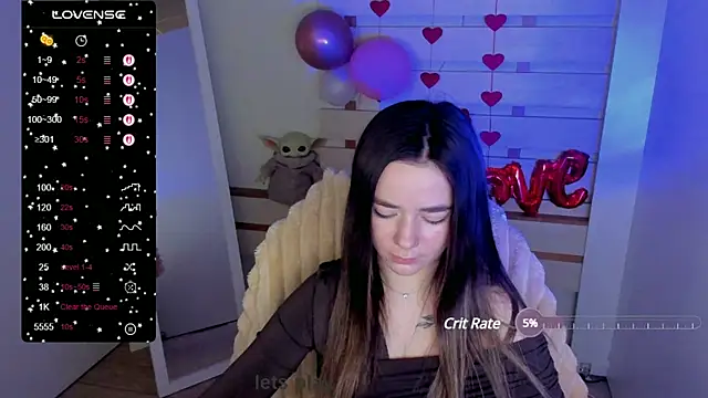 Snapshot of Bella_XO chatting on March 21, 2025, 10:50 am Bella XO online show from March 21, 2025, 10:50 am