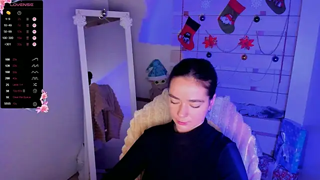 Snapshot of Bella_XO chatting on November 30, 2025, 8:04 am Bella XO online show from November 30, 2025, 8:04 am