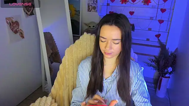 Bella XO online show from March 26, 2026, 7:39 am