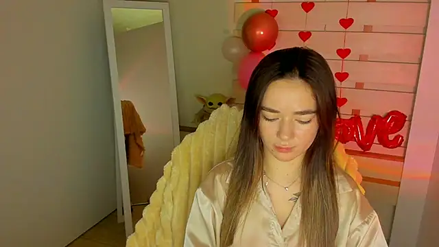 Snapshot of Bella_XO chatting on March 13, 2025, 1:50 pm Bella XO online show from March 13, 2025, 1:50 pm