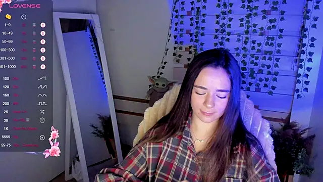 Snapshot of Bella_XO chatting on September 18, 2025, 6:27 am Bella XO online show from September 18, 2025, 6:27 am