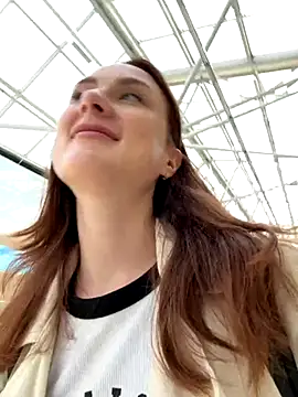 Snapshot of Dina_Tease chatting on September 12, 2025, 11:10 am Dina Tease online show from September 12, 2025, 11:10 am