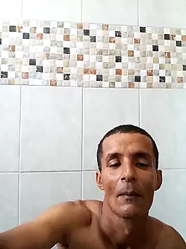 morenogato100 online show from November 11, 2025, 2:12 pm