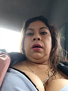 Laura-Hernandez online show from February 3, 2026, 3:17 pm