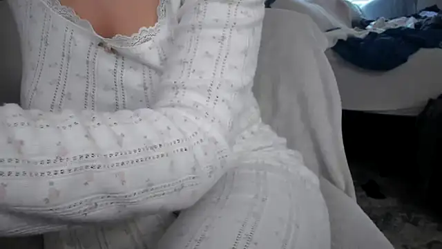 Snapshot of bigb00tyjudyyX chatting on November 19, 2025, 7:03 pm bigb00tyjudyyX online show from November 19, 2025, 7:03 pm