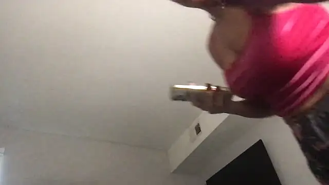 Snapshot of bigb00tyjudyyX chatting on September 27, 2025, 3:40 pm bigb00tyjudyyX online show from September 27, 2025, 3:40 pm