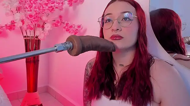 aurora sweet2 online show from November 29, 2025, 12:11 am