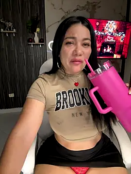 Abril10  online show from December 21, 2025, 12:24 am