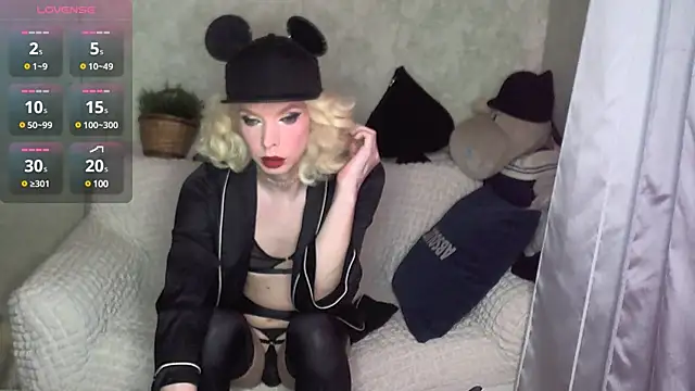 Snapshot of rossi_r chatting on March 15, 2025, 3:27 pm rossi r online show from March 15, 2025, 3:27 pm