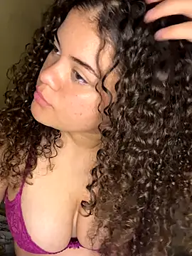 amora54 online show from October 7, 2025, 9:54 am