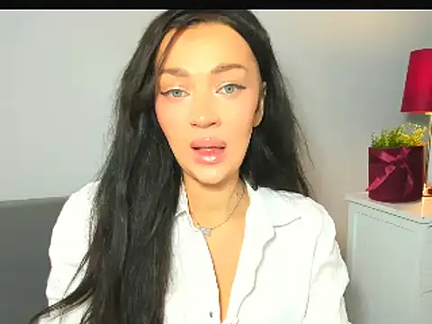 OliviaFantasy online show from February 3, 2026, 10:31 am