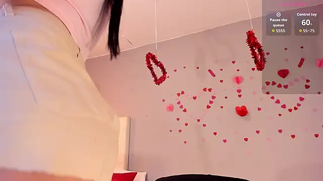 Maia W10 online show from February 20, 2026, 12:18 pm