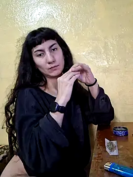 SadlynX  online show from February 4, 2026, 7:53 pm