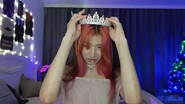 E v E  online show from January 14, 2025, 7:53 pm