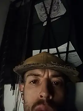 Snapshot of Aaronkiller chatting on June 28, 2026, 4:19 am Aaronkiller online show from June 28, 2026, 4:19 am