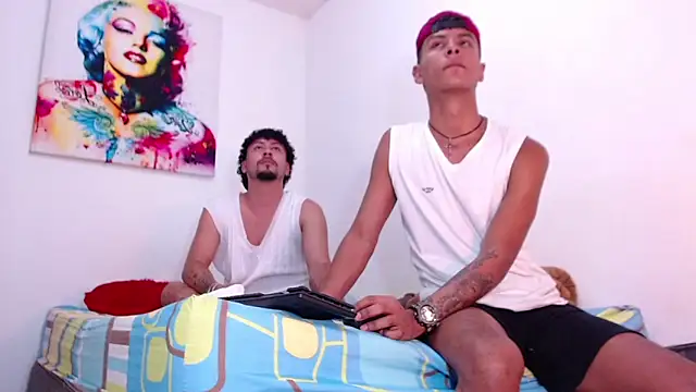 enjoy vibes online show from November 11, 2025, 2:45 pm