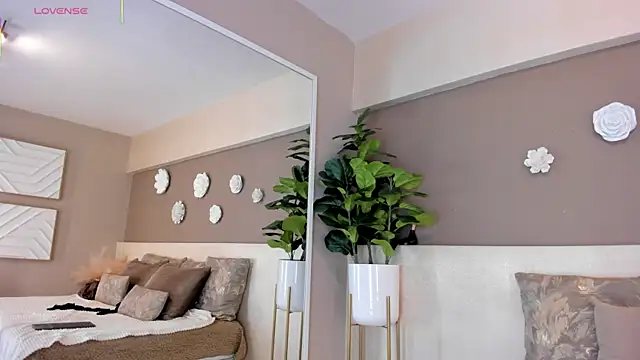 AriaFoster online show from February 6, 2026, 4:08 am