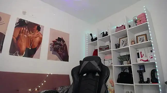 Snapshot of catalinapalencia chatting on February 10, 2025, 9:58 pm catalinapalencia online show from February 10, 2025, 9:58 pm