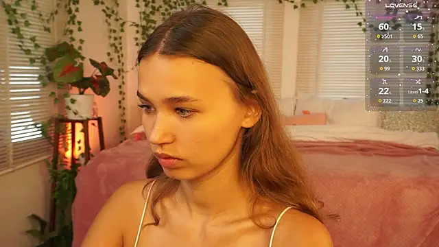 lexicoyy  online show from December 14, 2025, 5:02 am