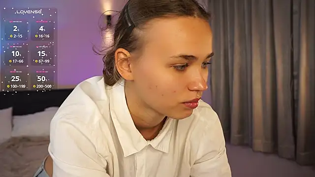 lexicoyy  online show from March 21, 2025, 4:07 pm