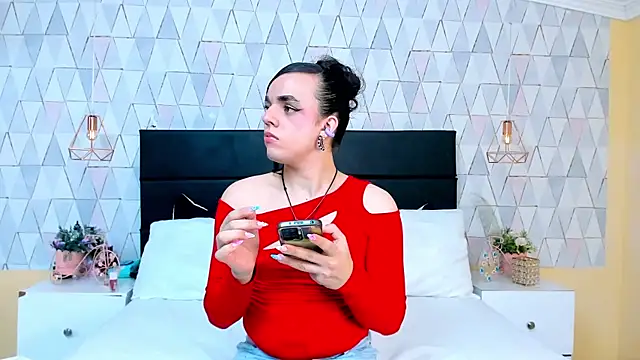 JustinePerry online show from April 13, 2026, 3:54 am