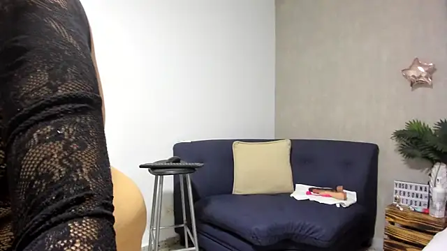 afrodita martinez online show from March 21, 2026, 2:43 pm