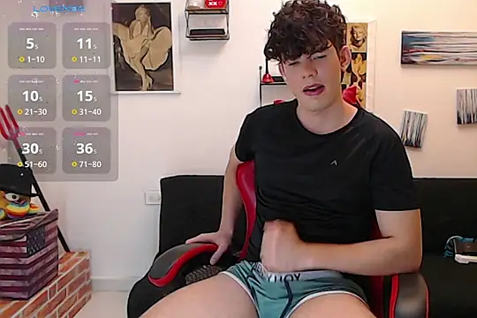 Snapshot of Angelo-cianuro- chatting on November 12, 2025, 11:41 pm Angelo-cianuro- online show from November 12, 2025, 11:41 pm