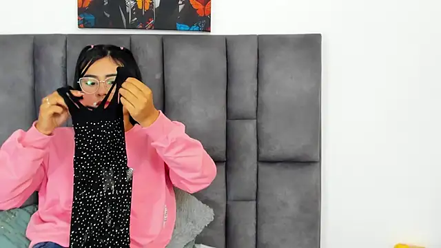 Snapshot of Dulce_amg chatting on February 14, 2025, 5:14 pm Dulce amg online show from February 14, 2025, 5:14 pm