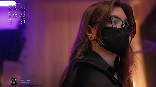 Snapshot of aarimass chatting on November 14, 2025, 5:05 pm aarimass online show from November 14, 2025, 5:05 pm