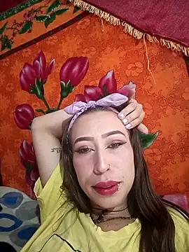 samy-blonde online show from May 19, 2026, 2:02 pm