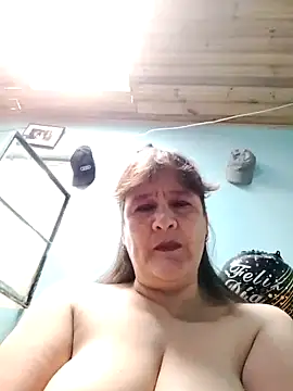 Snapshot of DirtyStefaniax chatting on September 10, 2025, 5:45 pm DirtyStefaniax online show from September 10, 2025, 5:45 pm