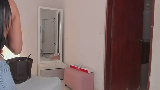 Alhana pulido online show from March 8, 2025, 7:31 pm