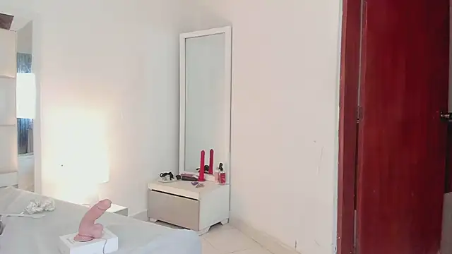 Alhana pulido online show from February 4, 2025, 10:55 pm