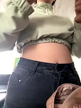 Snapshot of angel_natural chatting on September 21, 2025, 4:01 pm angel natural online show from September 21, 2025, 4:01 pm