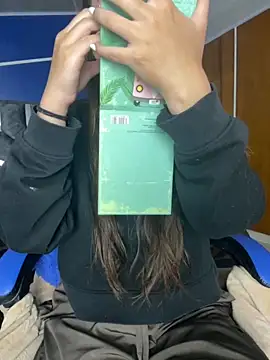 Snapshot of angel_natural chatting on September 23, 2025, 7:10 pm angel natural online show from September 23, 2025, 7:10 pm