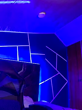 Snapshot of angel_natural chatting on September 8, 2025, 7:35 pm angel natural online show from September 8, 2025, 7:35 pm