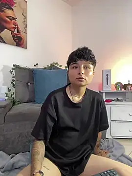 Snapshot of ZuryRamirez_ chatting on February 5, 2025, 7:10 pm ZuryRamirez online show from February 5, 2025, 7:10 pm