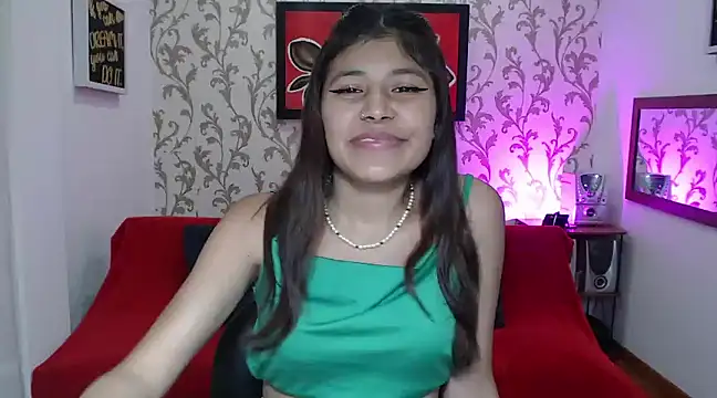 hanha rossee online show from February 8, 2025, 2:05 pm