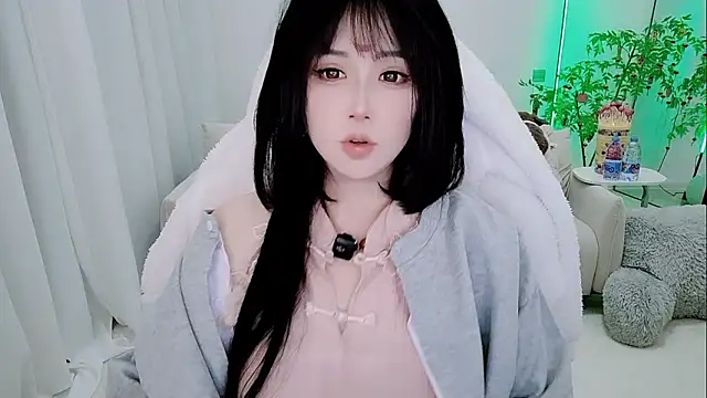 Vaness-a online show from February 12, 2026, 6:51 pm