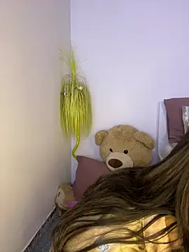 Snapshot of tayakayan chatting on March 19, 2025, 3:52 am tayakayan online show from March 19, 2025, 3:52 am